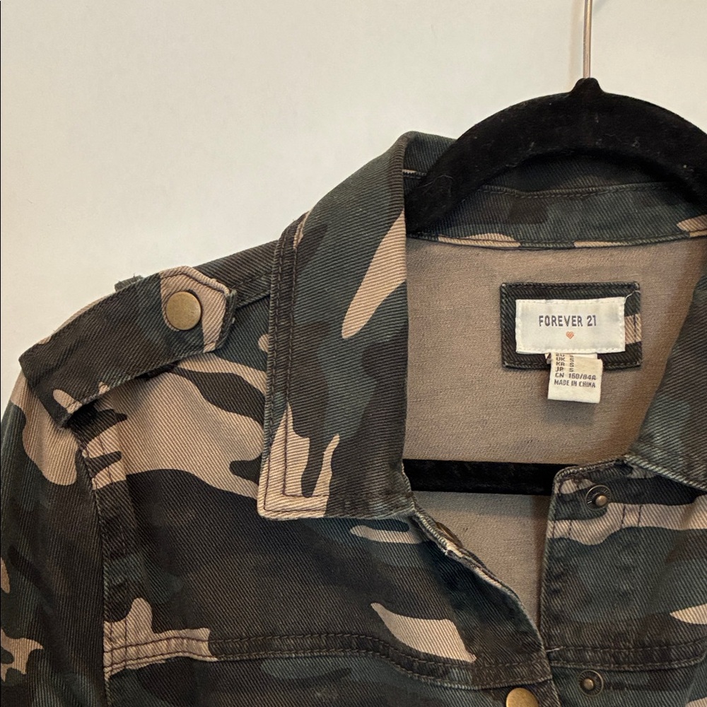 Camo Utility Jacket - Picture 4 of 4